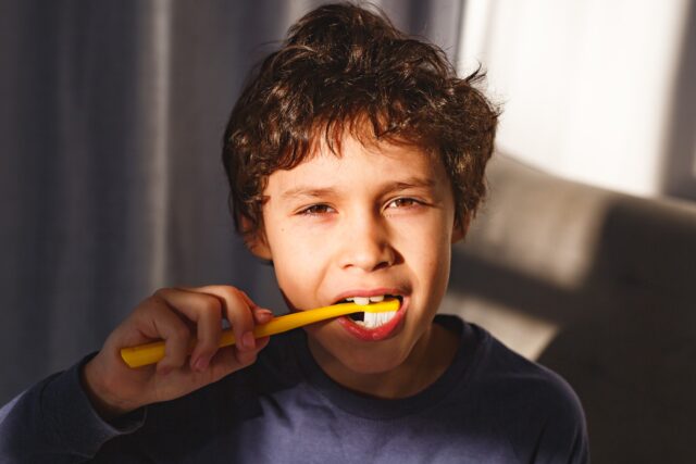 Żółte zęby u dziecka